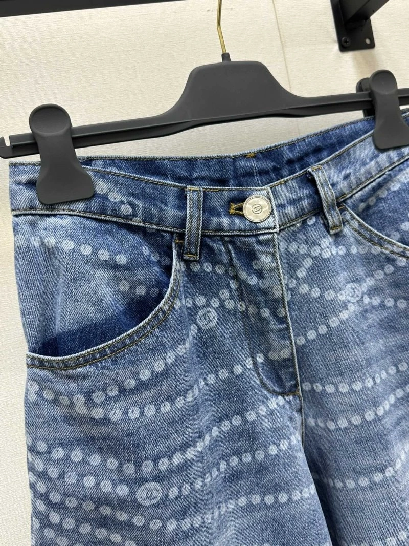 Chanel Jeans Sustainable 108219