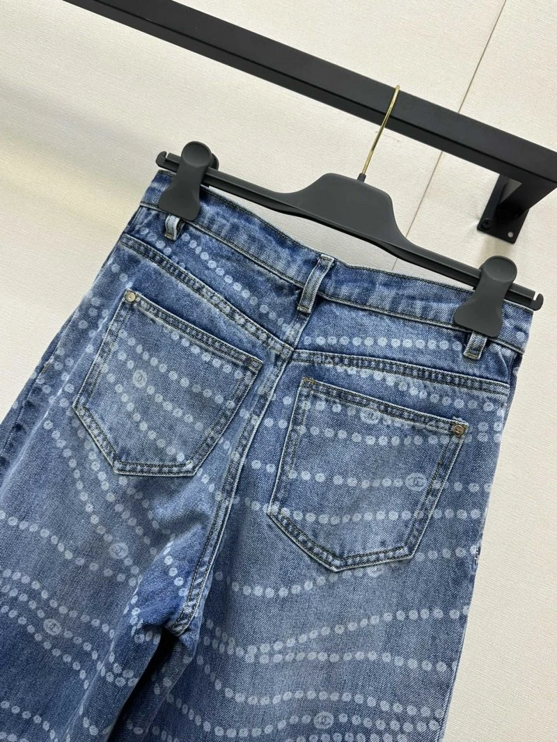 Chanel Jeans Sustainable 108219