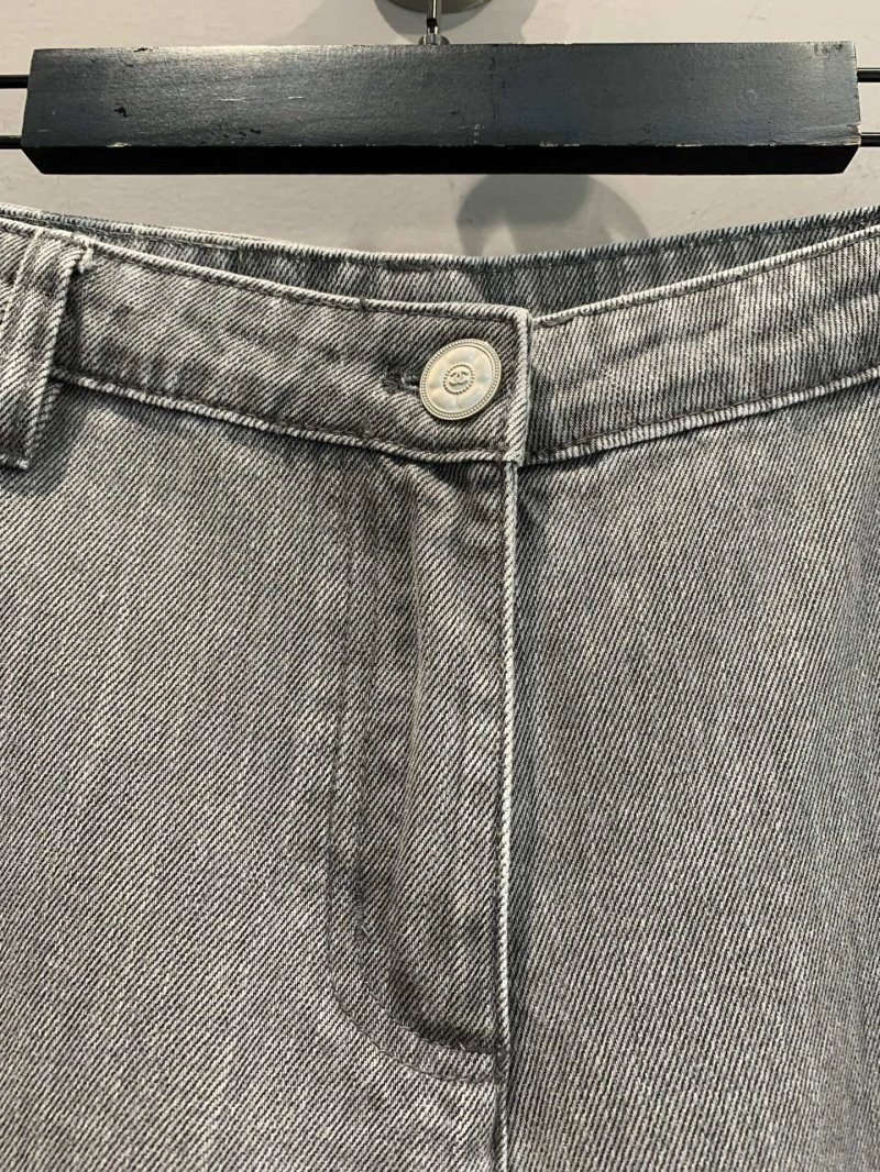 Classic Chanel Jeans 108204