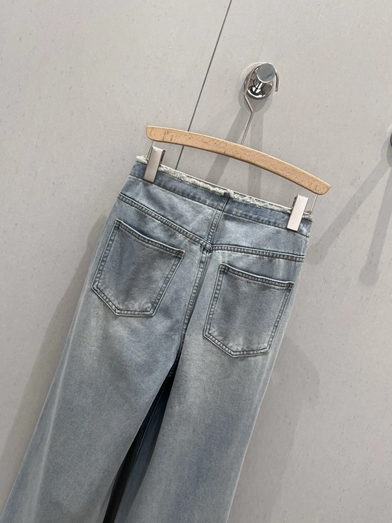 Chanel Jeans ModernLook 108210