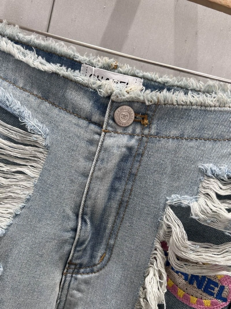 Chanel Jeans ModernLook 108210