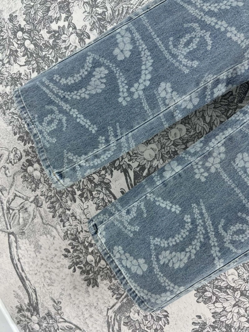 Attractive Chanel Jeans 108194