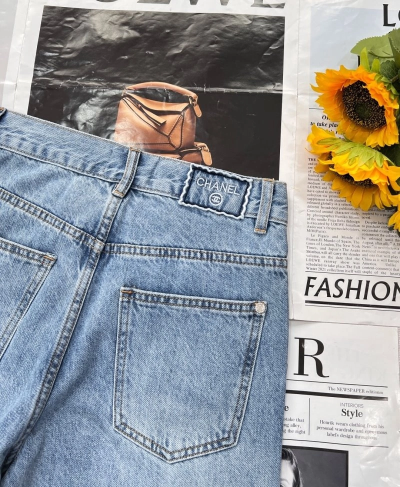 Durable Chanel Jeans 108215