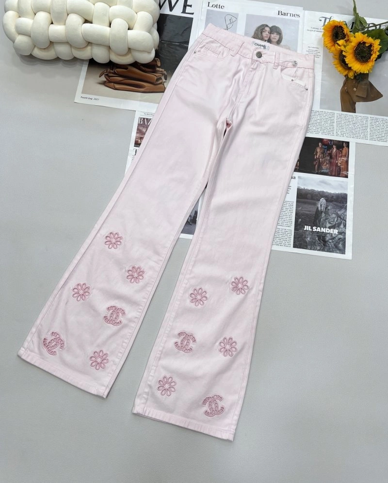 Unique Chanel Jeans 108212