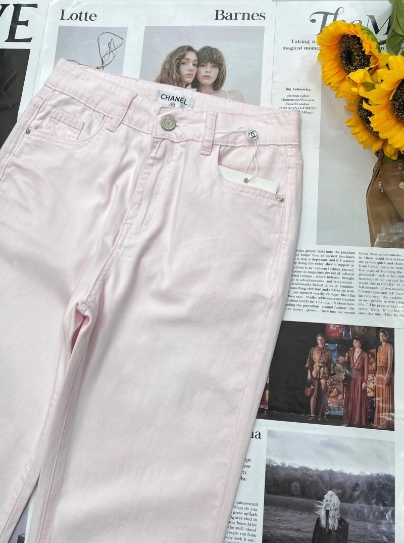 Unique Chanel Jeans 108212