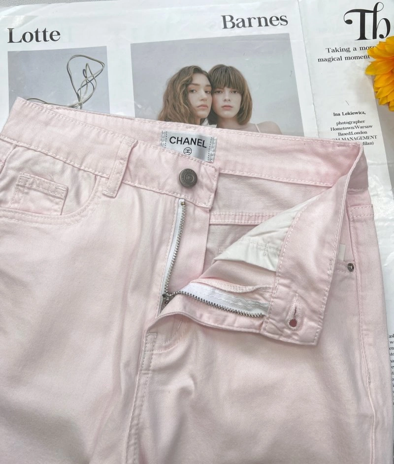 Unique Chanel Jeans 108212