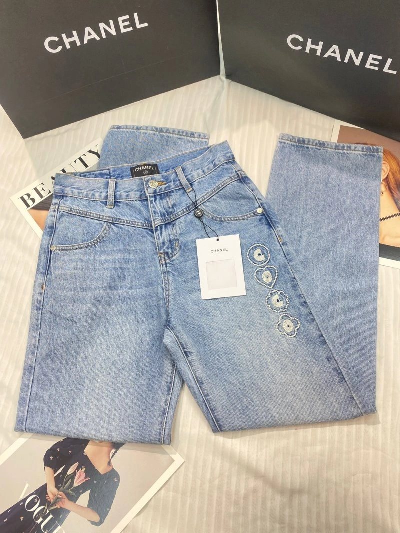 Chanel Jeans Stylish 108202
