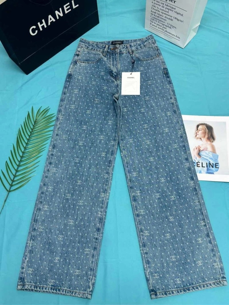Chanel Jeans Unisex 108209