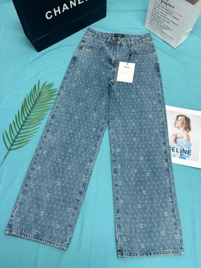 Chanel Jeans Unisex 108209