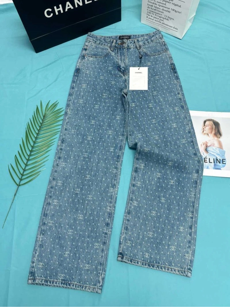 Chanel Jeans Unisex 108209