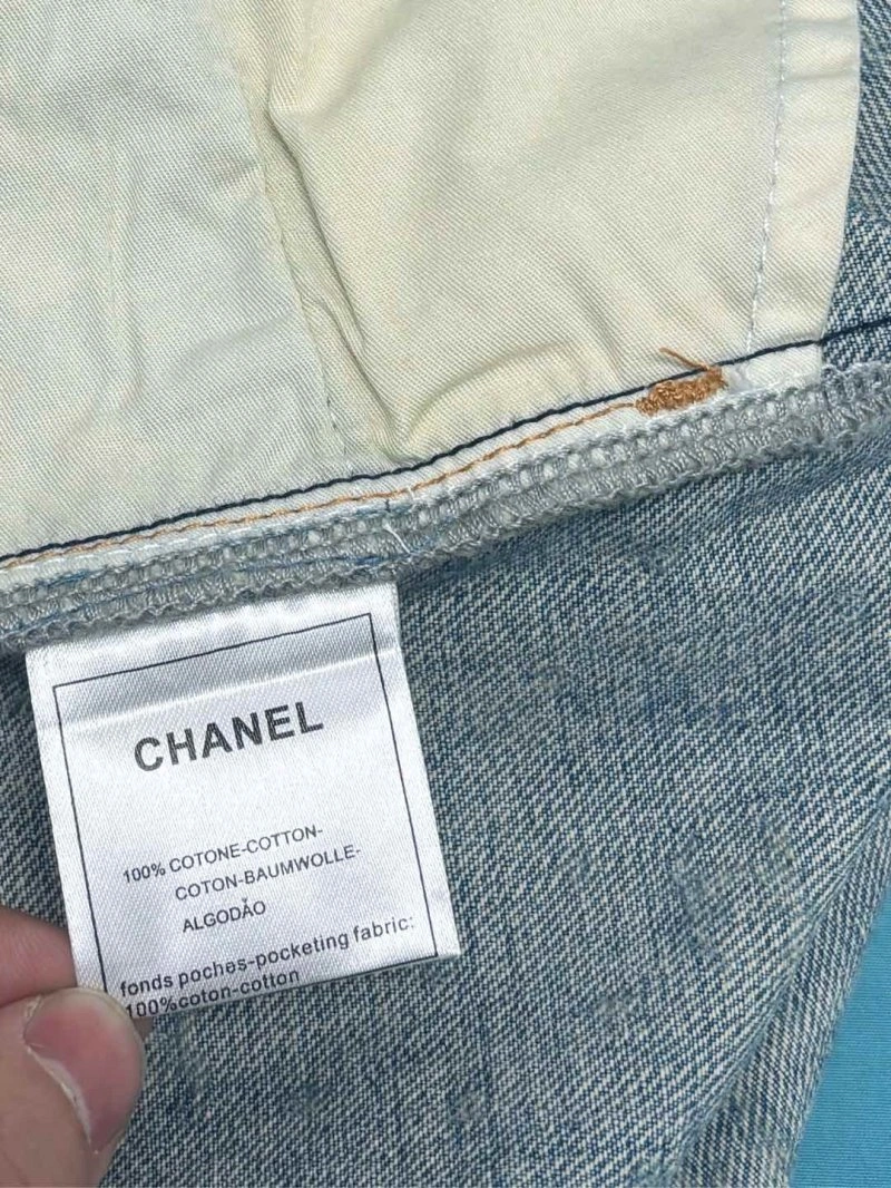 Chanel Jeans Unisex 108209