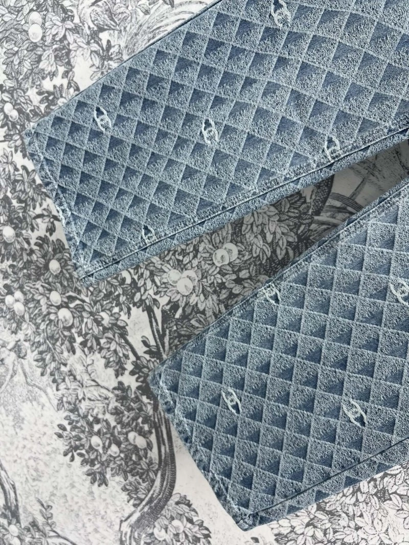 Chanel Jeans Comfortable 108205