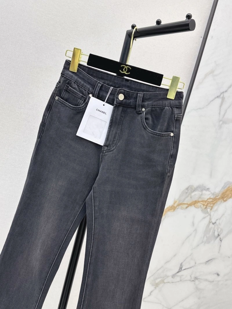 Attractive Chanel Jeans 108207