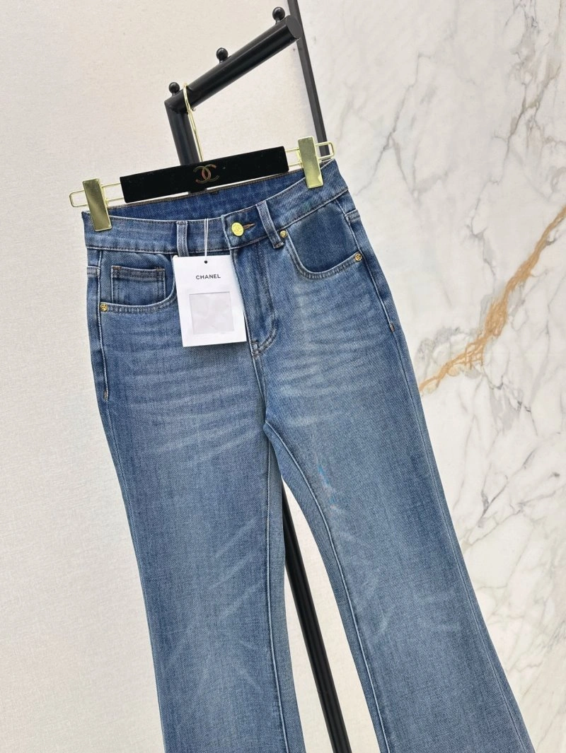 Contemporary Chanel Jeans 108203