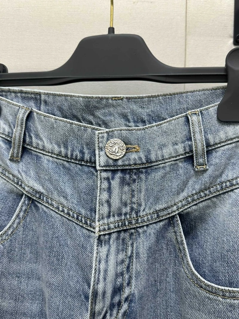 Chanel Jeans SmartChoice 108217