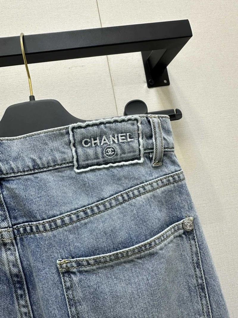 Chanel Jeans SmartChoice 108217