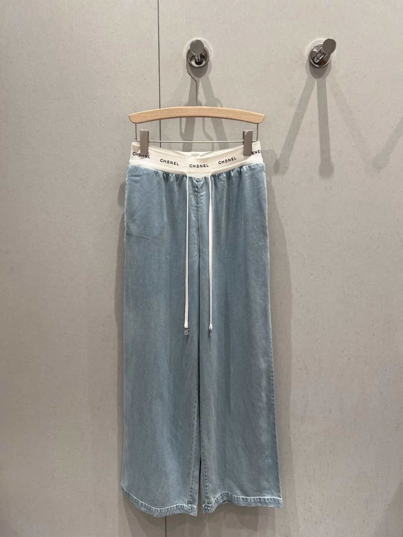 EasyMatch Chanel Jeans 108208