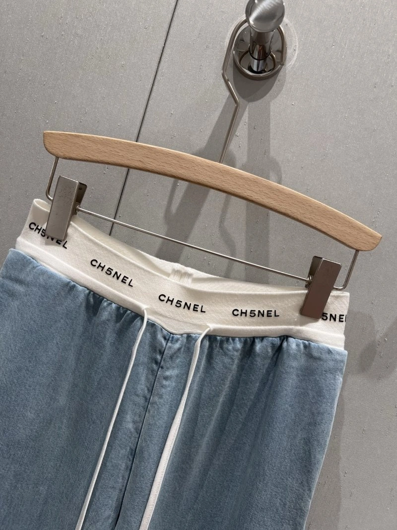 EasyMatch Chanel Jeans 108208