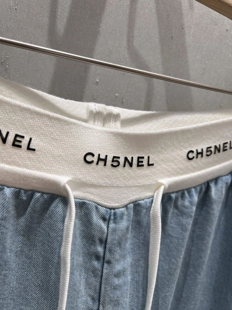 EasyMatch Chanel Jeans 108208