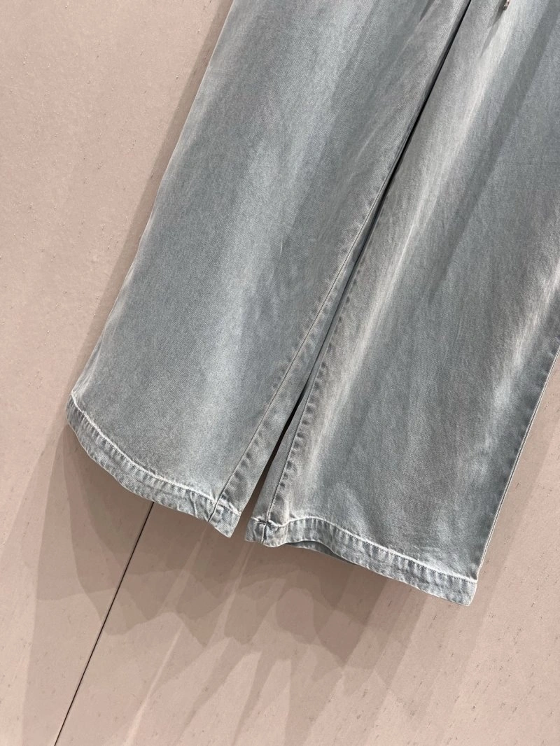 EasyMatch Chanel Jeans 108208
