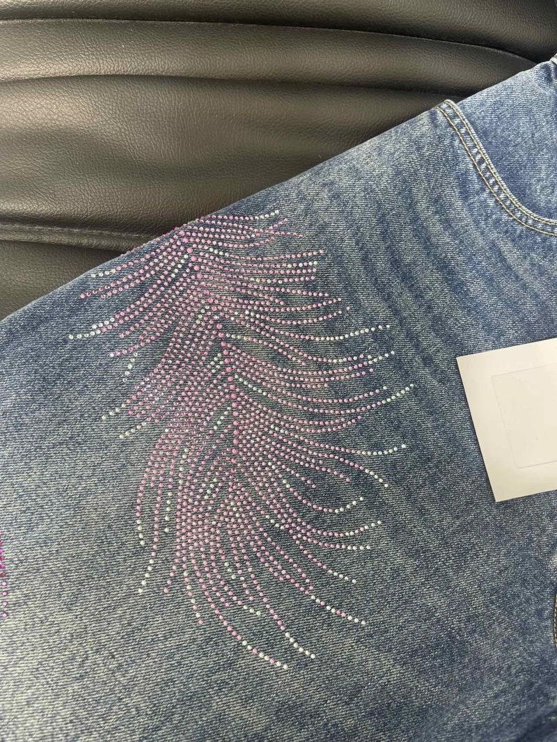 Compact Chanel Jeans 108201