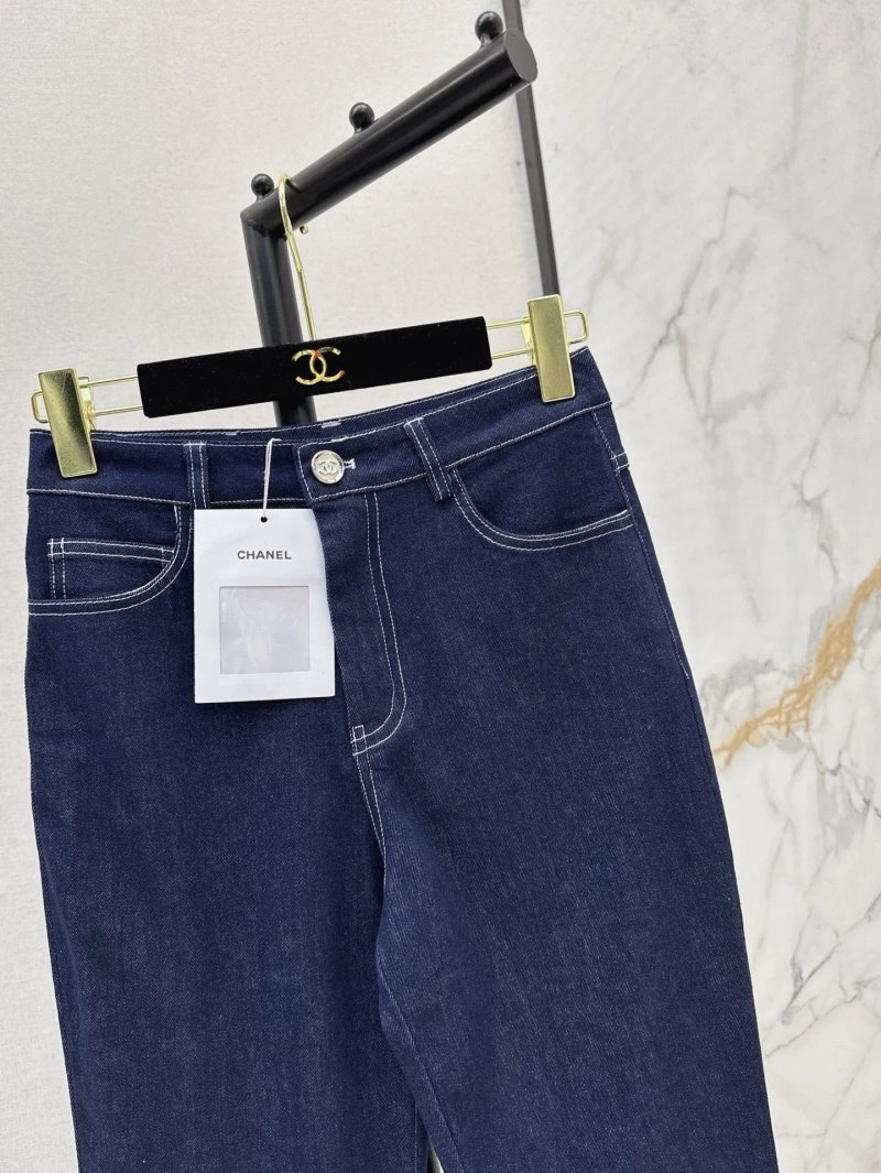 Lightweight Chanel Jeans 108198