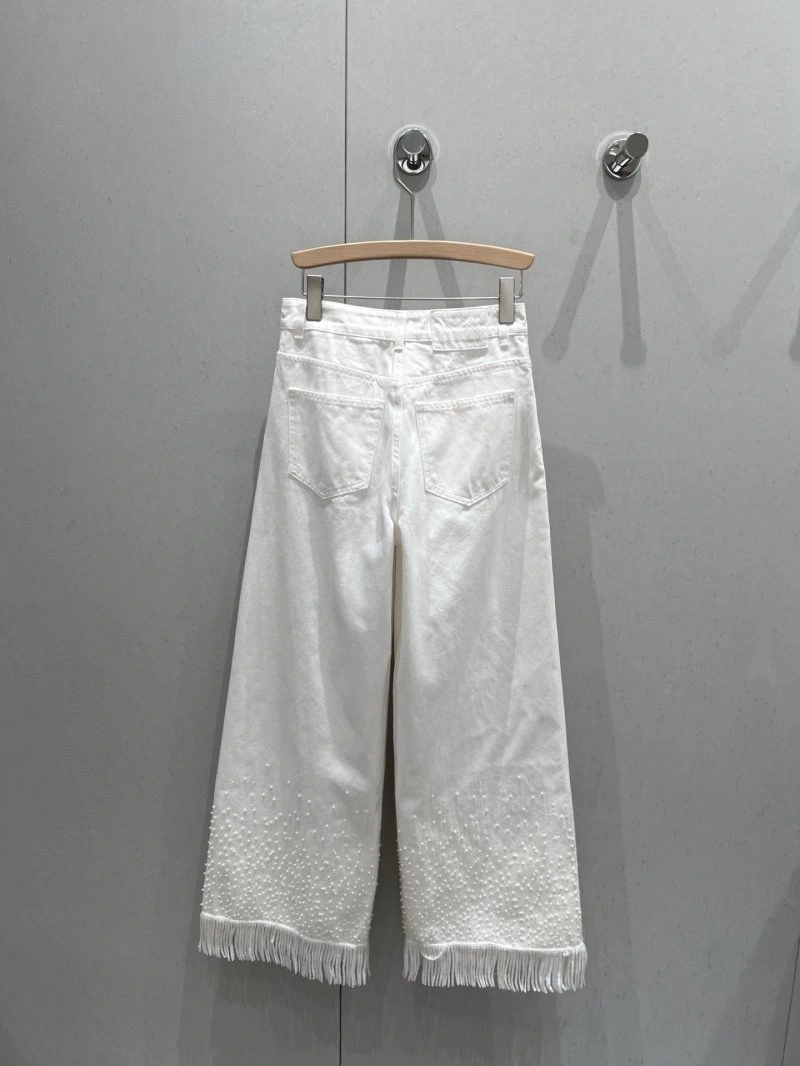 UrbanChic Chanel Jeans 108185
