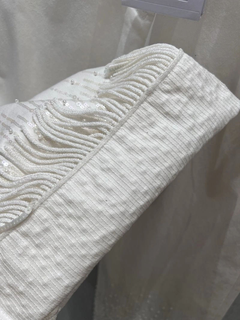 UrbanChic Chanel Jeans 108185