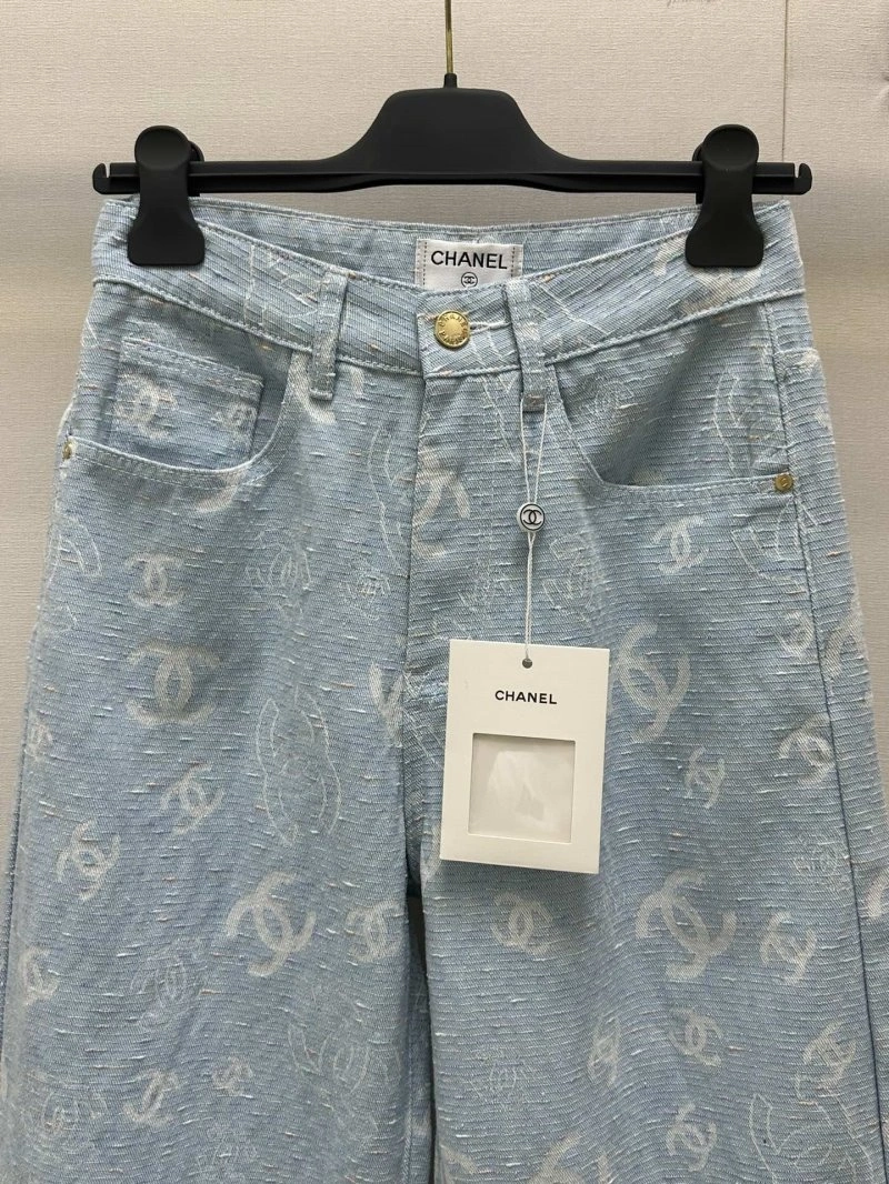 WeatherProof Chanel Jeans 108183