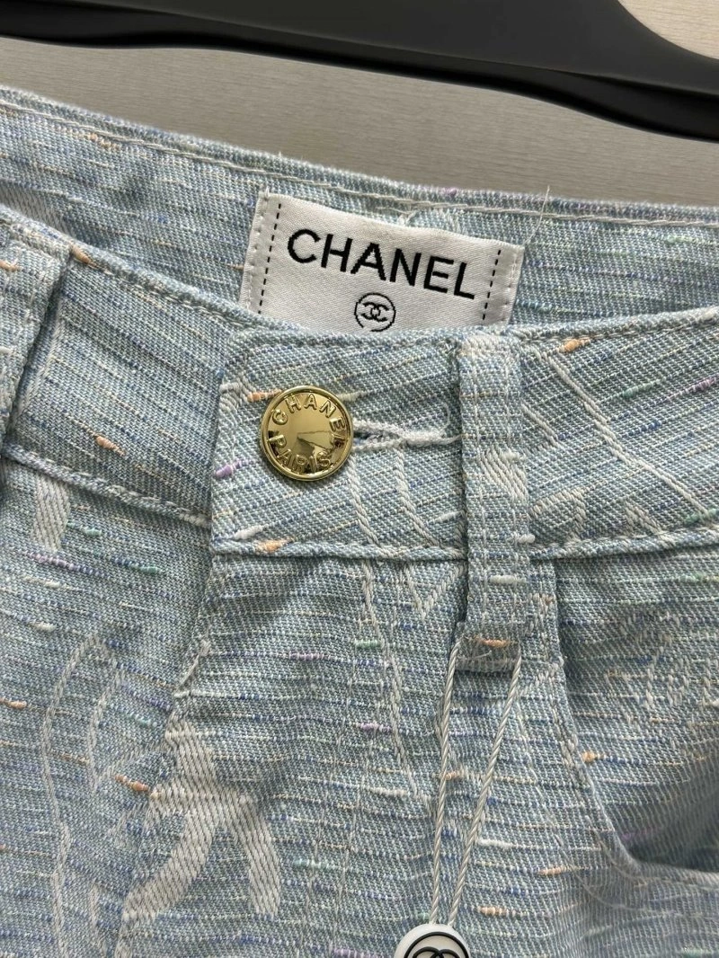 WeatherProof Chanel Jeans 108183