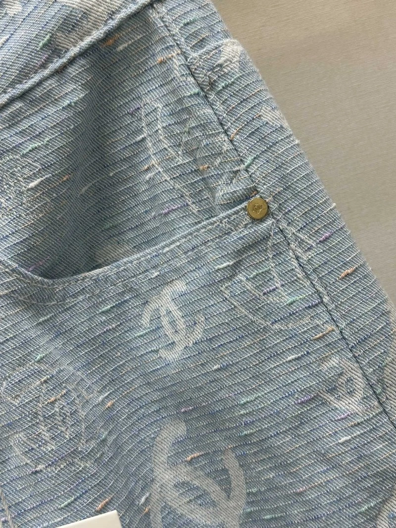 WeatherProof Chanel Jeans 108183