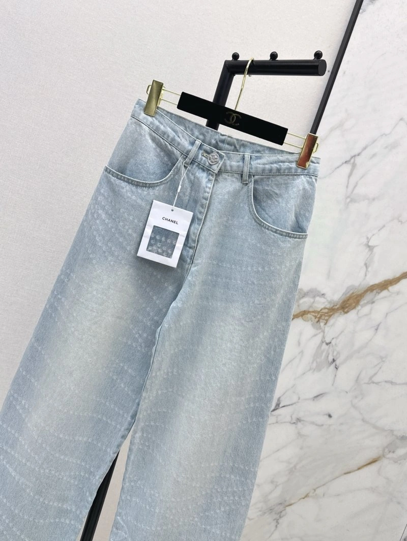 Minimalist Chanel Jeans 108180