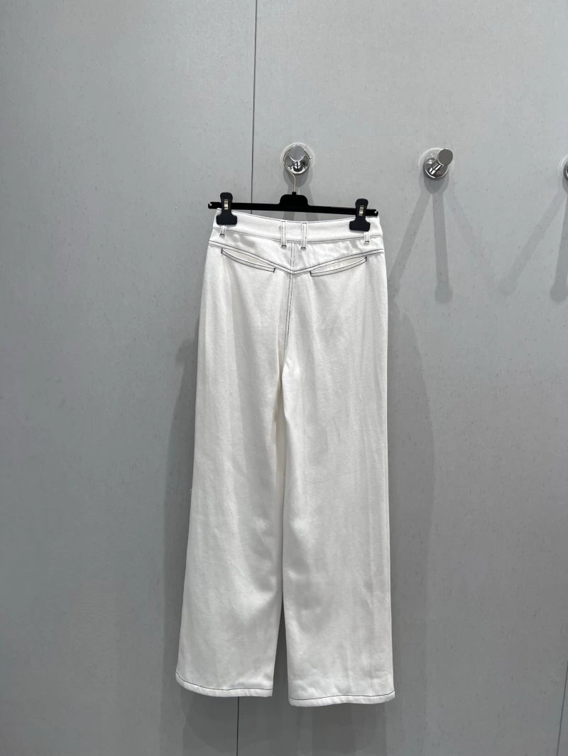 Vibrant Chanel Jeans 108181