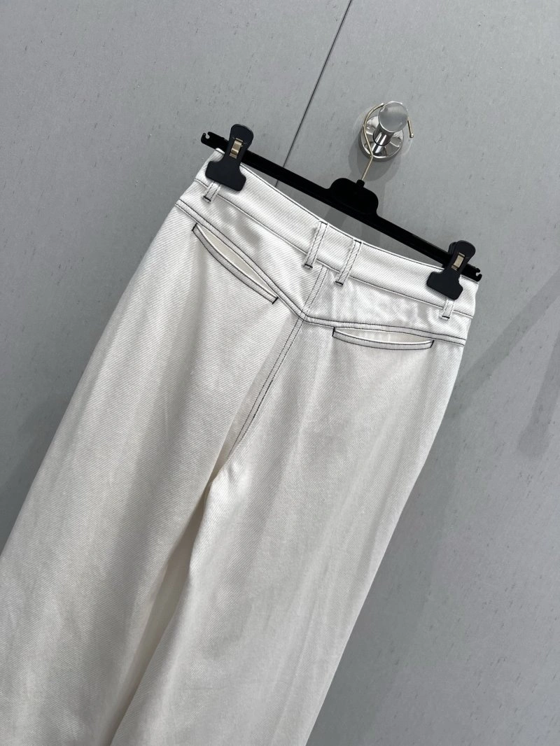 Vibrant Chanel Jeans 108181