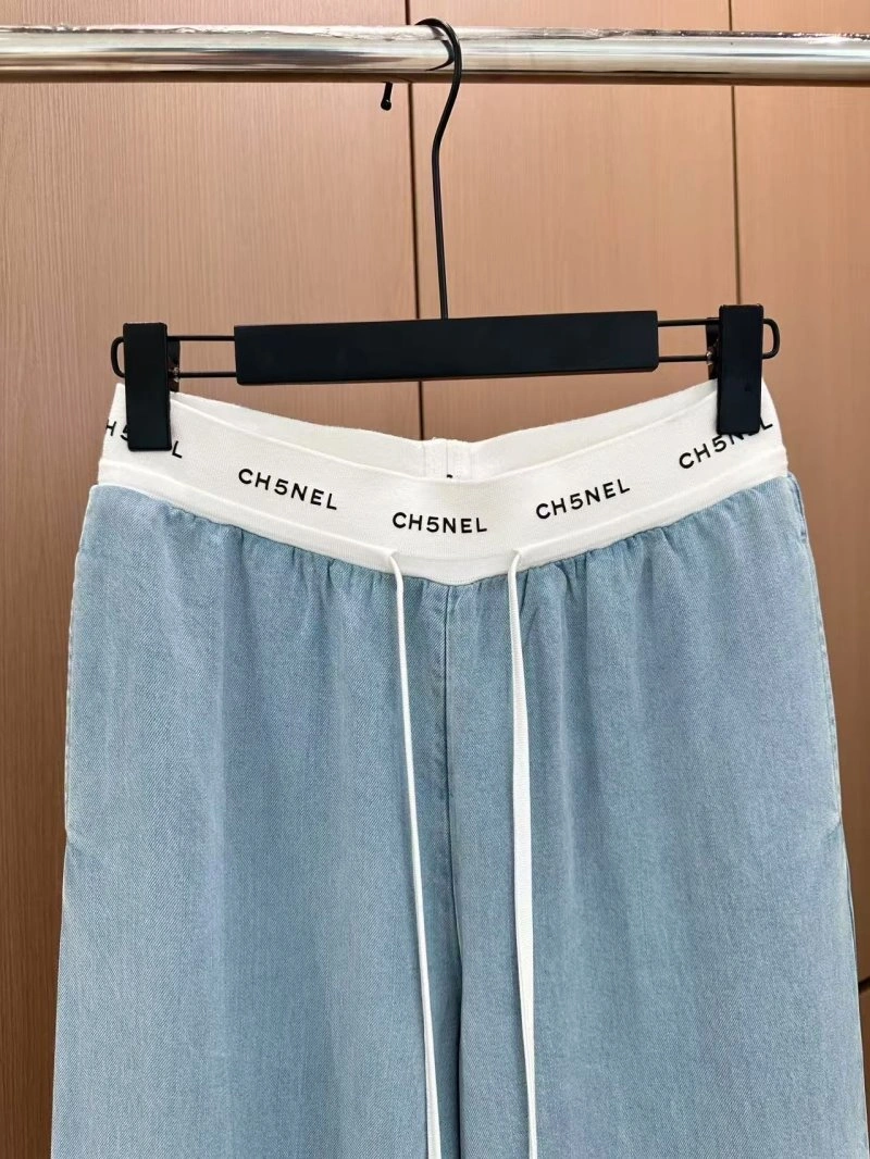 Breathable Chanel Jeans 109867