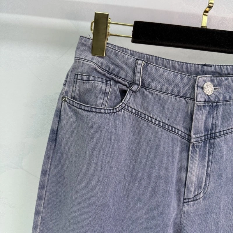 Chanel Jeans ModernLook 109876