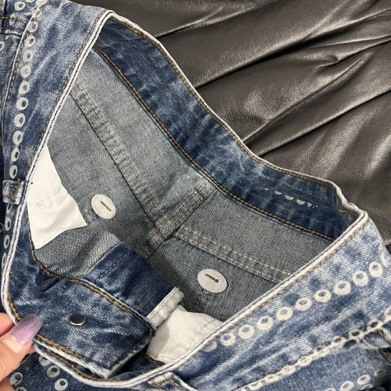 Chanel Jeans EyeCatching 109864