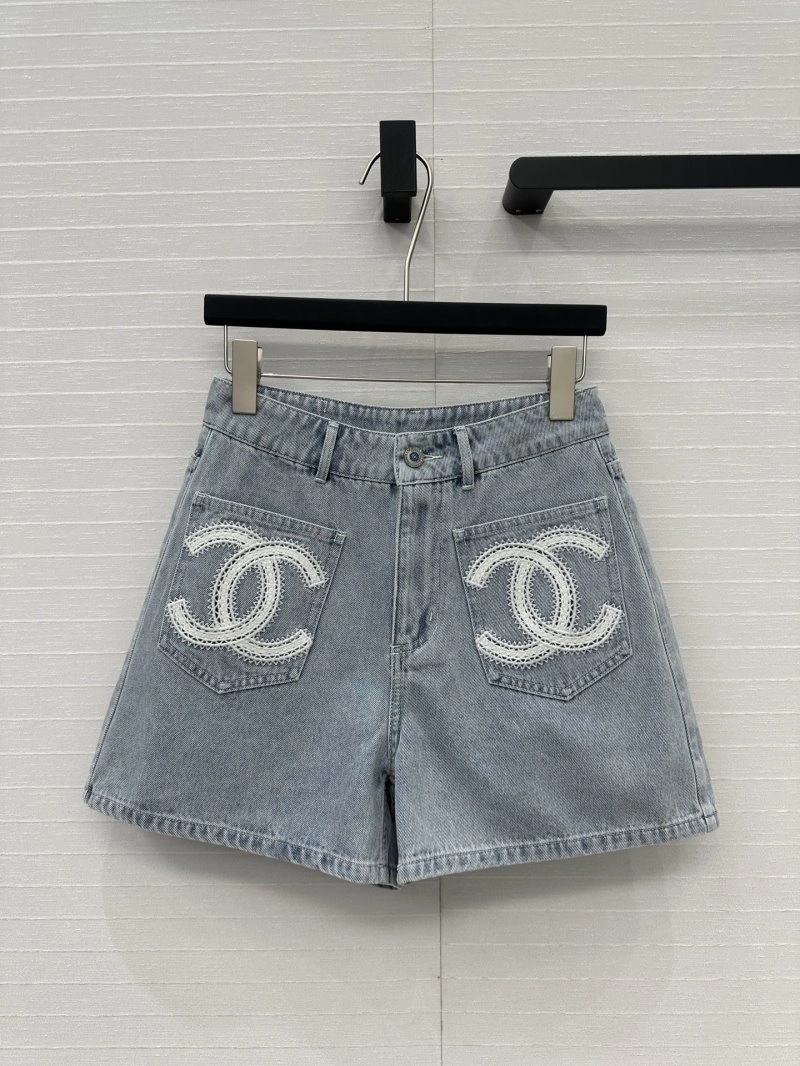 Durable Chanel Jeans 109868