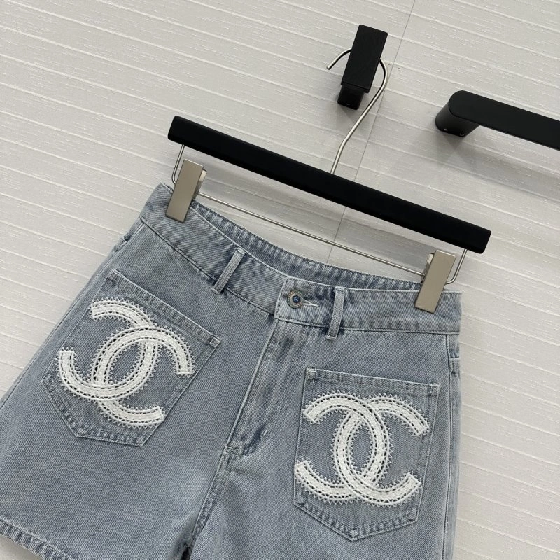 Durable Chanel Jeans 109868