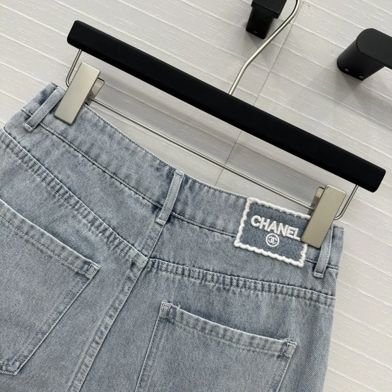 Durable Chanel Jeans 109868