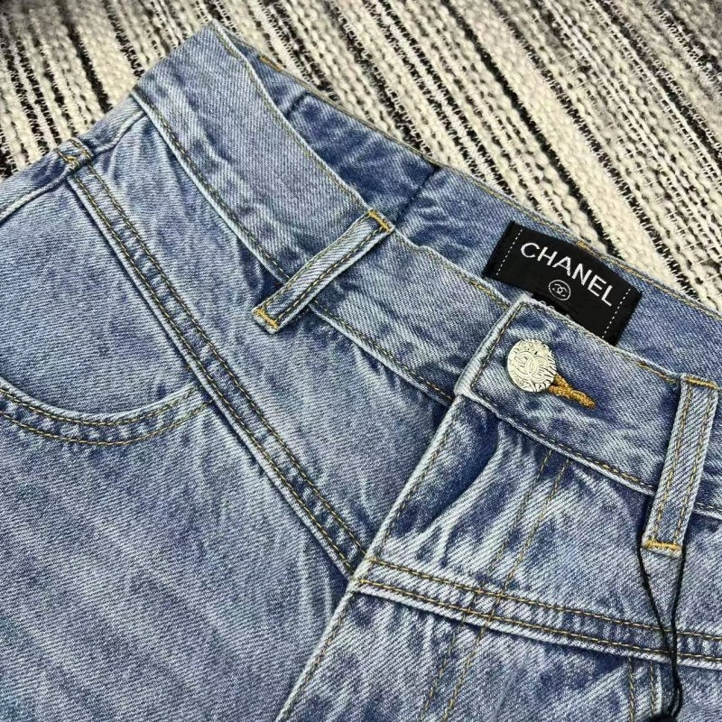 Chanel Jeans Elegant 109856