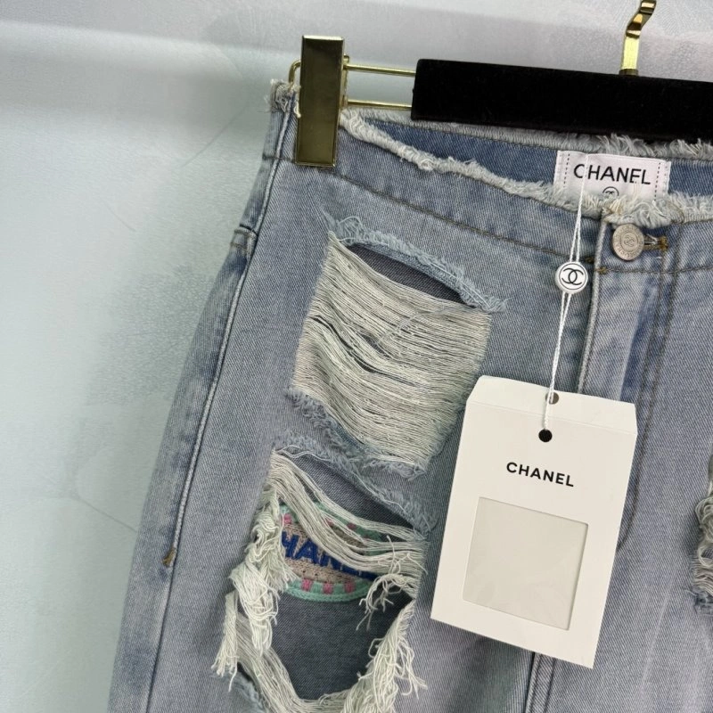 Comfortable Chanel Jeans 109850