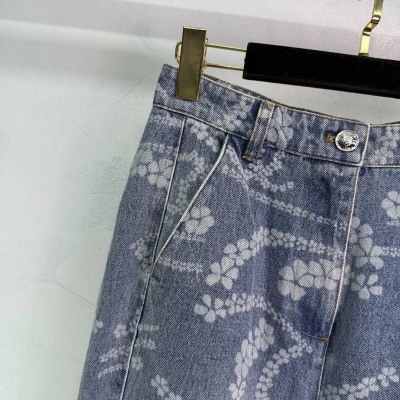 EyeCatching Chanel Jeans 109851