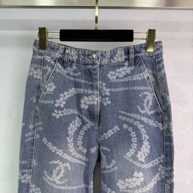 EyeCatching Chanel Jeans 109851