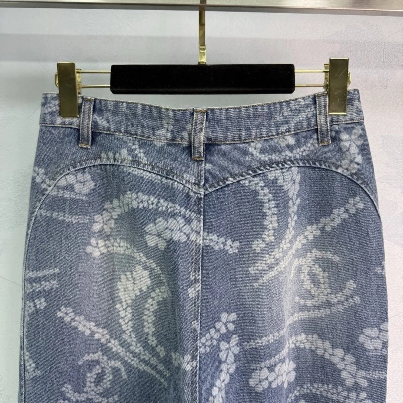 EyeCatching Chanel Jeans 109851