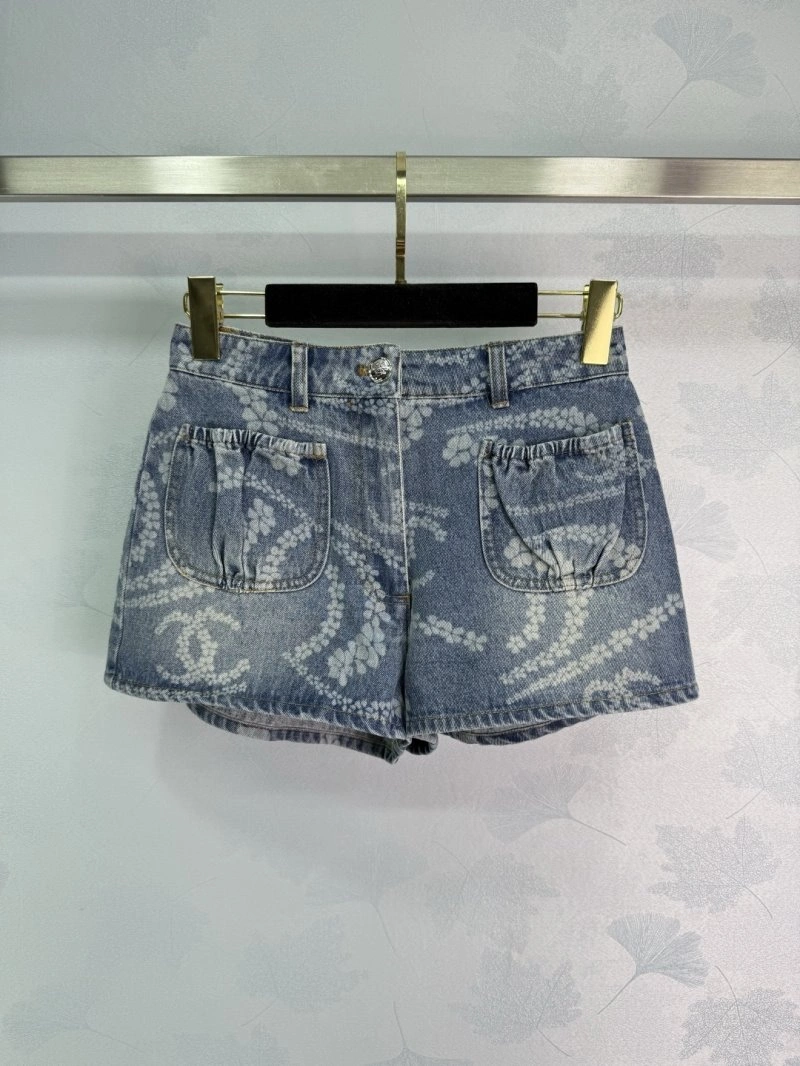 Chanel Jeans Upgraded 109848
