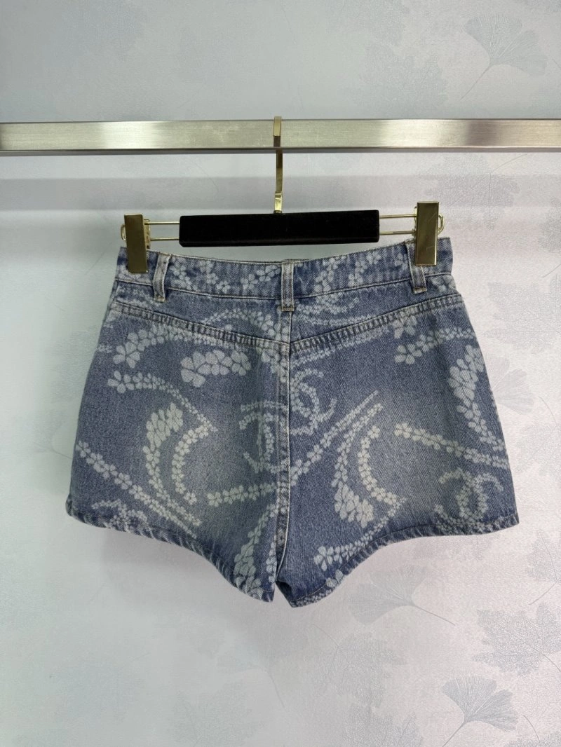 Chanel Jeans Upgraded 109848