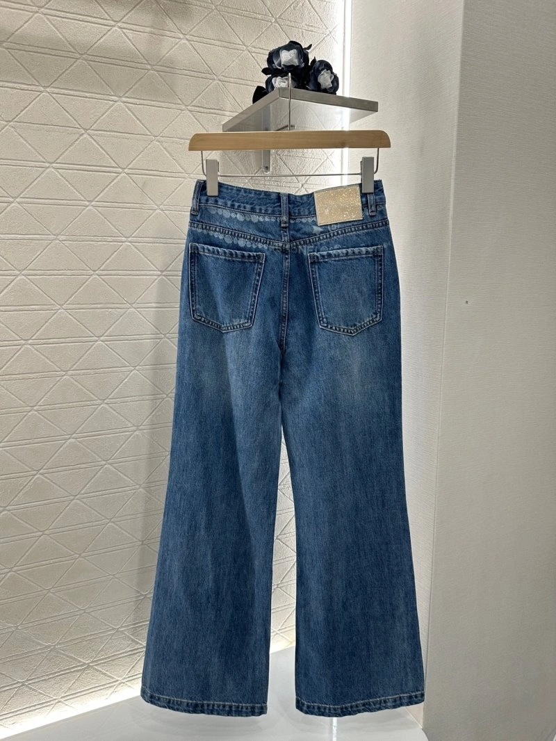 Chanel Jeans Contemporary 109842