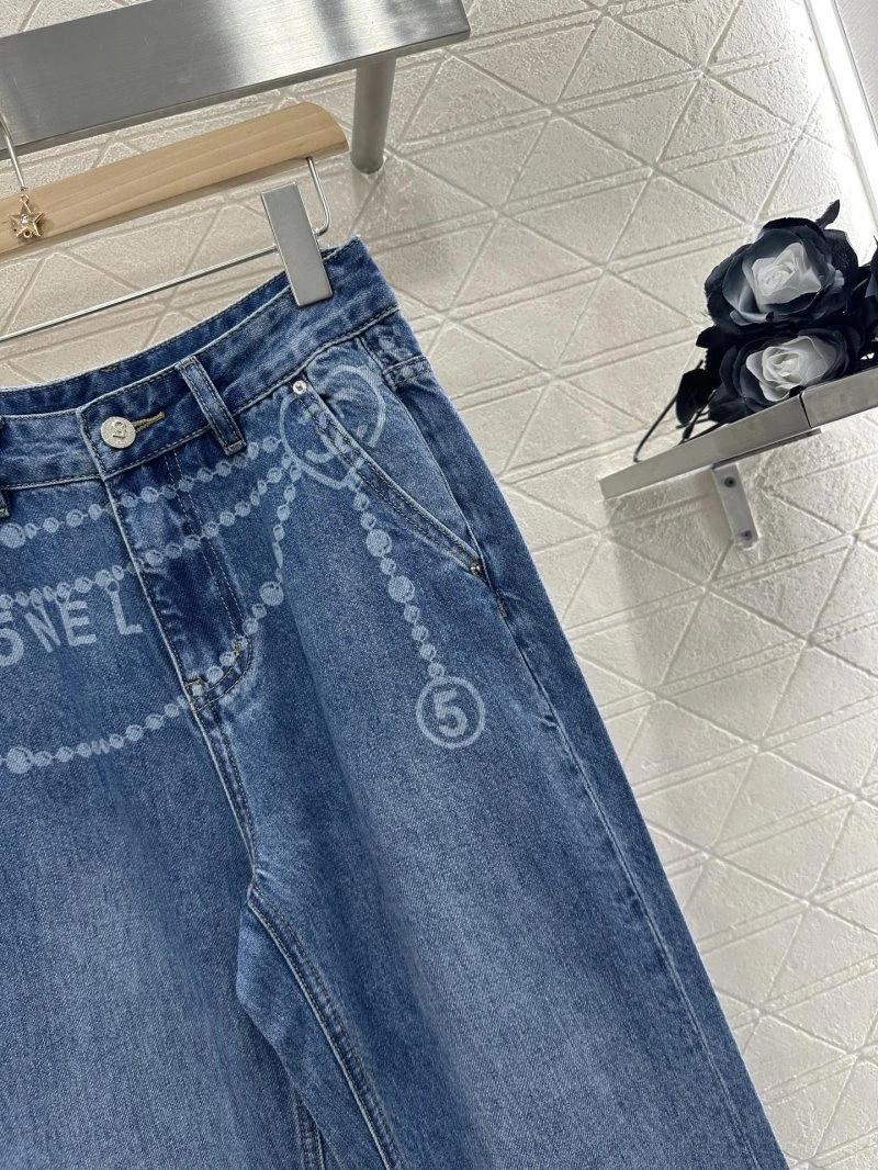 Chanel Jeans Contemporary 109842
