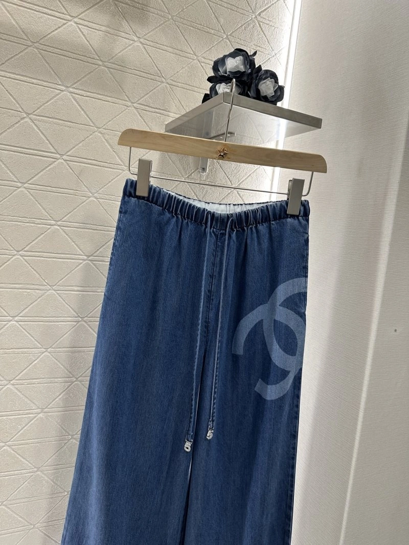 Efficient Chanel Jeans 109827